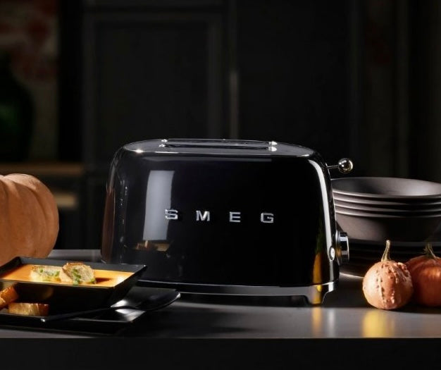 Smeg toaster black